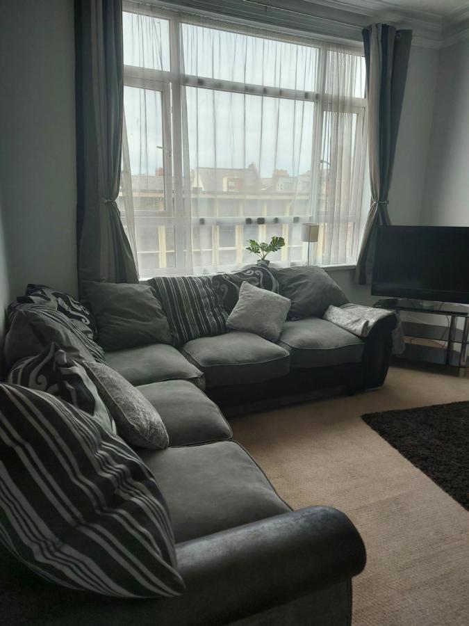 Sandyrise Holiday Lets Apartment Scarborough Exterior photo